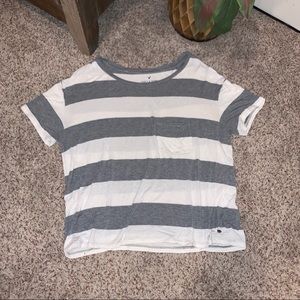American Eagle Short Sleeve Tee